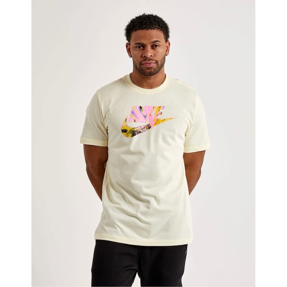 Nike Futura Tee Men's XL T-Shirt Yellow‎ Graphic Print Cotton Summer
